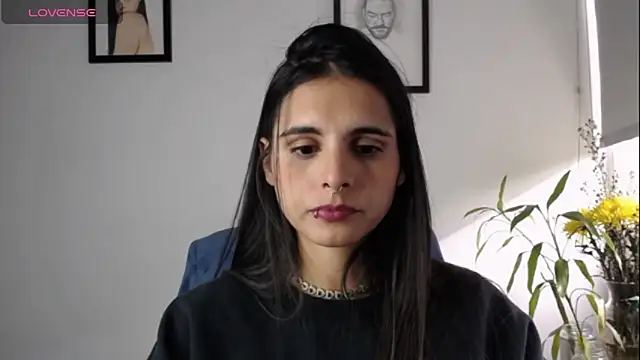 Snapshot of alma_violeta chatting on 01/27/25, 09:22 alma violeta online show from 01/27/25, 09:22