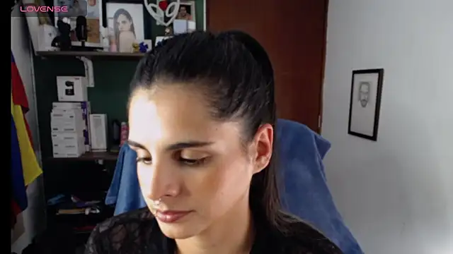 Snapshot of alma_violeta chatting on 10/28/25, 09:17 alma violeta online show from 10/28/25, 09:17