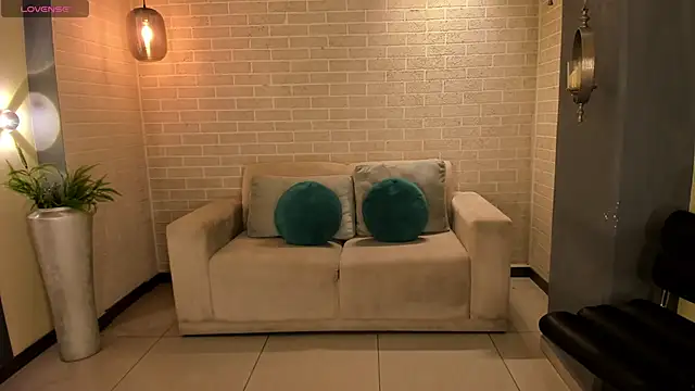 MariaHerrera  online show from 10/30/25, 08:53