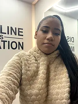 Salome Diaz  online show from 11/07/25, 04:29