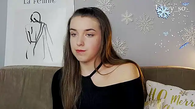 Snapshot of Sofia_Hugs chatting on 01/29/25, 10:37 Sofia Hugs online show from 01/29/25, 10:37
