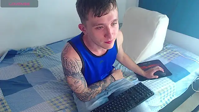 Dylanwhite23  online show from 01/19/25, 03:29