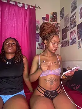 naughtybitches5 online show from 05/29/26, 05:38
