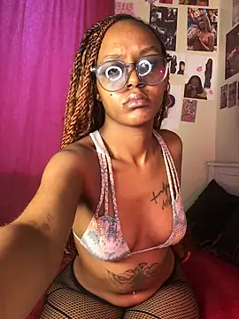 naughtybitches5 online show from 06/11/26, 05:05