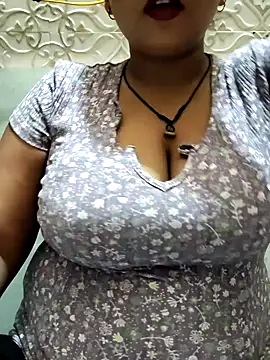 Indian-Nazia online show from 07/08/26, 06:34