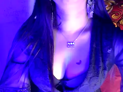 akshara thakur9 online show from 12/30/24, 09:19