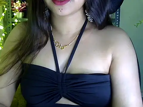 akshara thakur9 online show from 02/07/25, 07:49