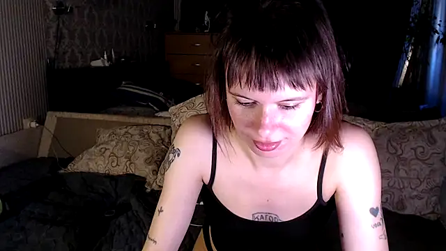 Vienaxtexasxparis online show from 09/11/25, 10:04