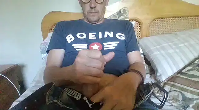 Snapshot of Raimundo1971 chatting on 02/08/25, 08:32 Raimundo1971 online show from 02/08/25, 08:32