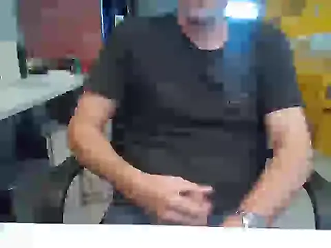 Snapshot of Raimundo1971 chatting on 11/13/25, 06:07 Raimundo1971 online show from 11/13/25, 06:07