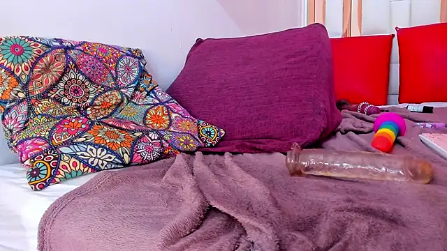 Snapshot of Veronika_horny69 chatting on 02/25/25, 05:36 Veronika horny69 online show from 02/25/25, 05:36