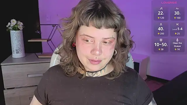 Snapshot of Sabrina_scarlett chatting on 11/07/25, 04:45 Sabrina scarlett online show from 11/07/25, 04:45