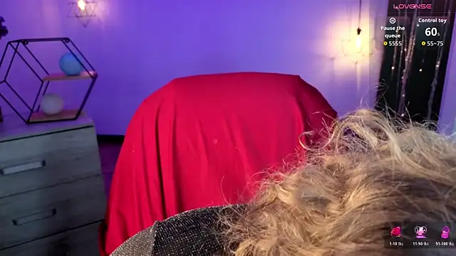 Snapshot of Sabrina_scarlett chatting on 11/09/25, 05:17 Sabrina scarlett online show from 11/09/25, 05:17