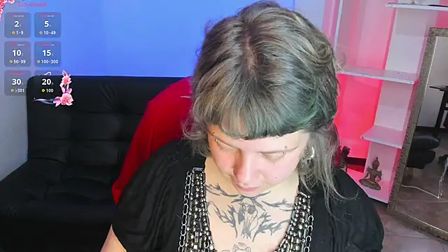 Snapshot of Sabrina_scarlett chatting on 11/13/25, 05:06 Sabrina scarlett online show from 11/13/25, 05:06