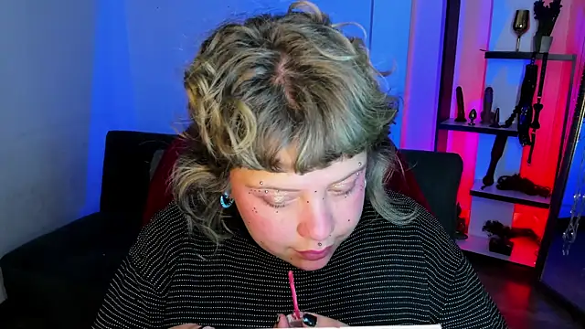 Snapshot of Sabrina_scarlett chatting on 11/25/25, 04:34 Sabrina scarlett online show from 11/25/25, 04:34