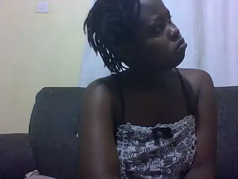 Sweetcecie01 online show from 03/06/26, 09:22