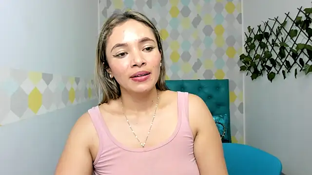 ArielleJones online show from 01/12/25, 05:44