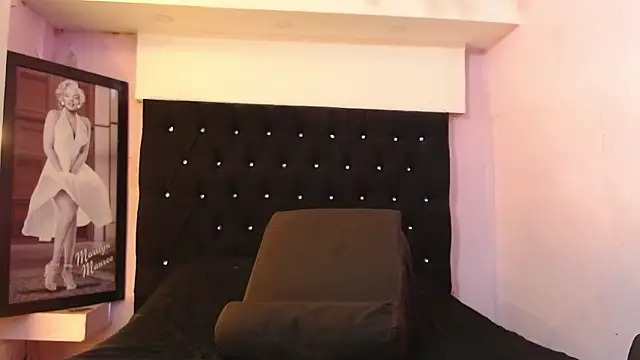 kittybonxx online show from 07/19/26, 02:43