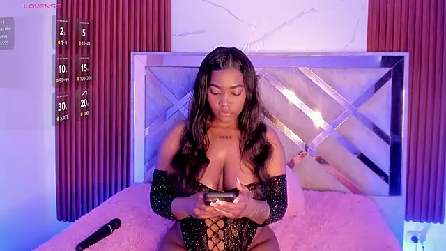 Snapshot of Kendy_Wilkinson chatting on 11/24/25, 10:20 Kendy Wilkinson online show from 11/24/25, 10:20