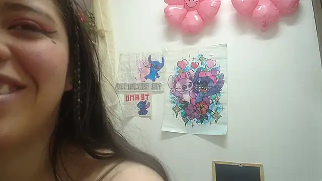 Snapshot of Ingrid_Casas chatting on 10/04/25, 01:42 Ingrid Casas online show from 10/04/25, 01:42