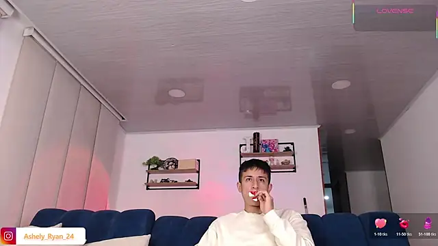 ashely ryan24 online show from 05/19/26, 11:22