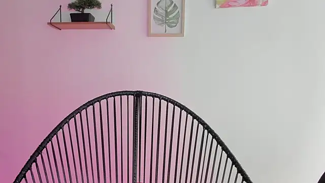 Snapshot of SofiaGc chatting on 12/21/24, 02:52 SofiaGc online show from 12/21/24, 02:52