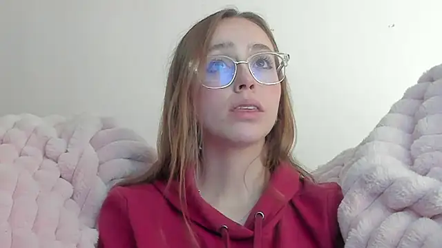 Snapshot of SofiaGc chatting on 02/20/25, 05:33 SofiaGc online show from 02/20/25, 05:33