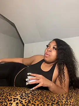 AUNYXXX online show from 01/08/25, 04:12