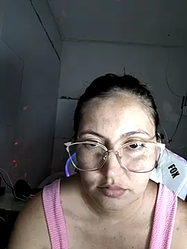 Snapshot of dani123unica chatting on 10/01/25, 04:13 dani123unica online show from 10/01/25, 04:13