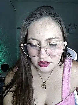 Snapshot of dani123unica chatting on 10/11/25, 11:14 dani123unica online show from 10/11/25, 11:14