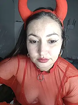 Snapshot of dani123unica chatting on 10/25/25, 10:48 dani123unica online show from 10/25/25, 10:48