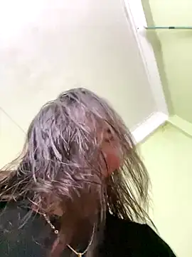 Snapshot of Baby-sexy96 chatting on 10/18/25, 01:45 Baby-sexy96 online show from 10/18/25, 01:45