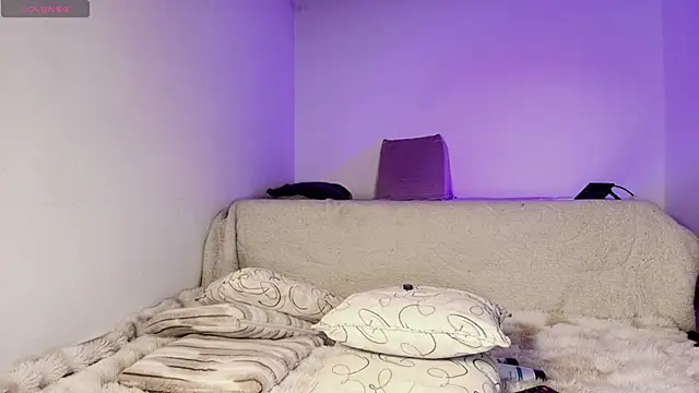 Madeline Dreams online show from 05/11/26, 02:45