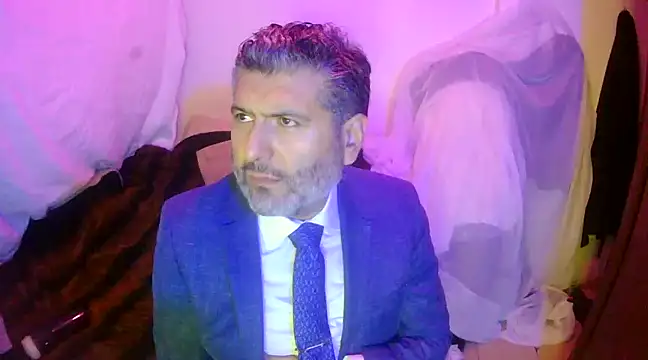 BushBator online show from 02/11/25, 06:51