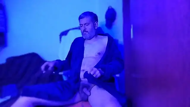 BushBator online show from 11/18/25, 06:18