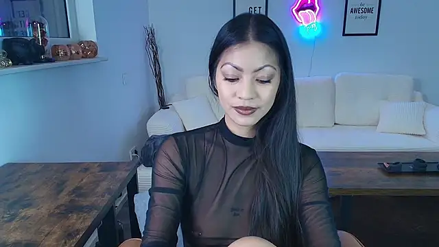 Snapshot of xKimRose chatting on 03/07/26, 07:00 xKimRose online show from 03/07/26, 07:00