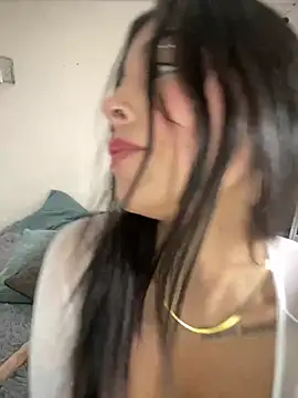 Snapshot of Dulce-diosa chatting on 02/18/25, 05:10 Dulce-diosa online show from 02/18/25, 05:10