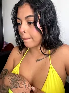 Snapshot of Dulce-diosa chatting on 10/10/25, 07:35 Dulce-diosa online show from 10/10/25, 07:35