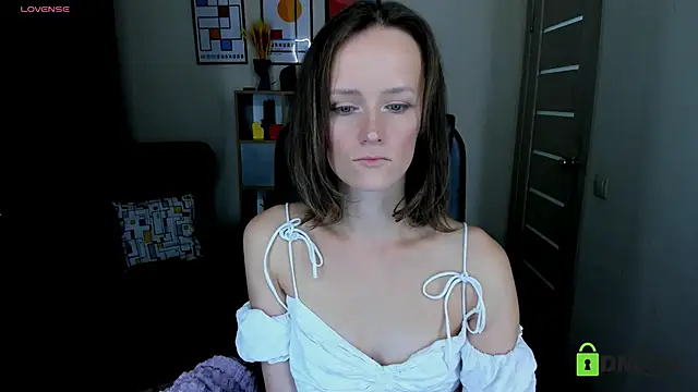 Snapshot of FrancescaCollins chatting on 09/21/25, 03:57 FrancescaCollins online show from 09/21/25, 03:57