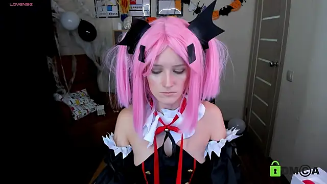 Snapshot of FrancescaCollins chatting on 10/31/25, 05:03 FrancescaCollins online show from 10/31/25, 05:03