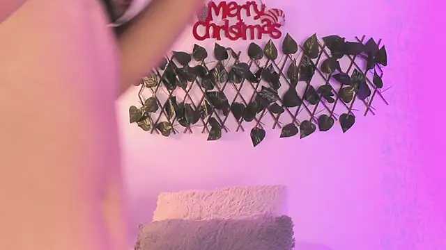 Snapshot of Eva_ritz chatting on 12/19/25, 01:56 Eva ritz online show from 12/19/25, 01:56