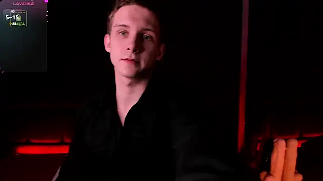 Snapshot of MarkGWalker chatting on 12/05/24, 10:33 MarkGWalker online show from 12/05/24, 10:33