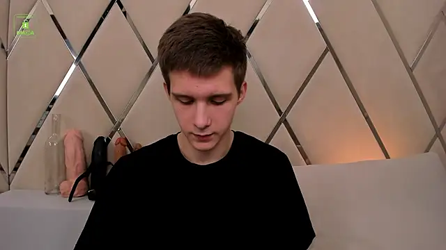 Snapshot of MarkGWalker chatting on 12/14/24, 10:56 MarkGWalker online show from 12/14/24, 10:56