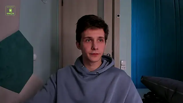 Snapshot of MarkGWalker chatting on 03/19/25, 02:13 MarkGWalker online show from 03/19/25, 02:13