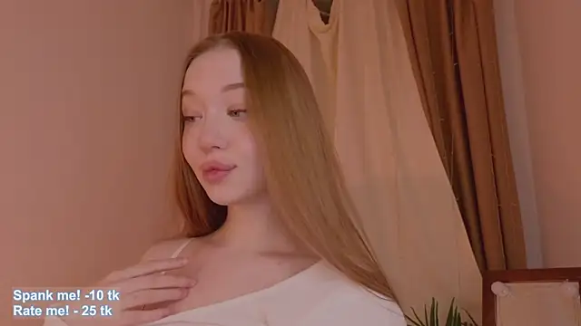 Snapshot of VioletMills chatting on 10/15/25, 02:55 VioletMills online show from 10/15/25, 02:55