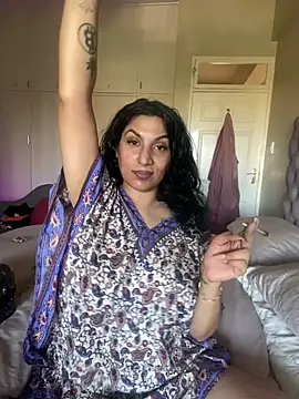 Indianbutter11 online show from 12/15/24, 04:40