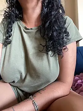 Indianbutter11 online show from 03/01/25, 05:52