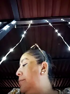 Snapshot of amaranta_c chatting on 11/16/25, 11:54 amaranta c online show from 11/16/25, 11:54