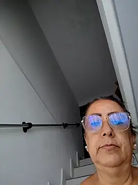 Snapshot of amaranta_c chatting on 11/18/25, 12:31 amaranta c online show from 11/18/25, 12:31