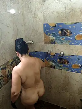 Snapshot of amaranta_c chatting on 11/20/25, 12:16 amaranta c online show from 11/20/25, 12:16